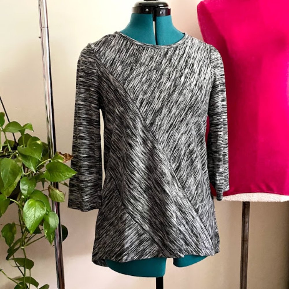 ✨3 for $10✨ Chico's 3/4 sleeve knit top Small
